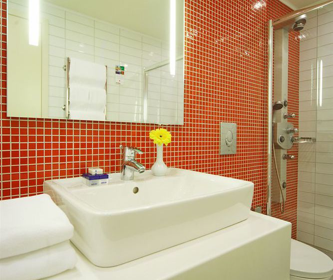 Hotel Park Inn by Radisson Poliarnie Zori 15