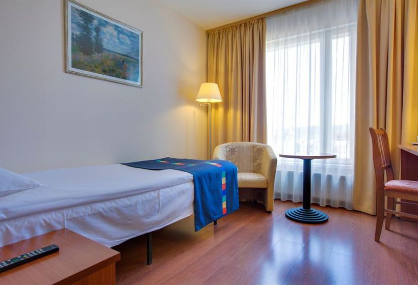 Hotel Park Inn by Radisson Poliarnie Zori 17