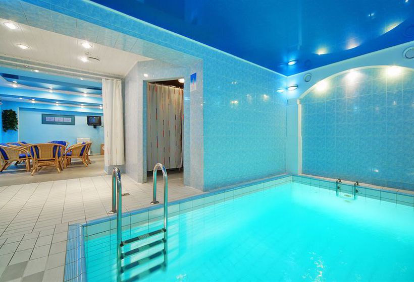 Hotel Park Inn by Radisson Poliarnie Zori 5