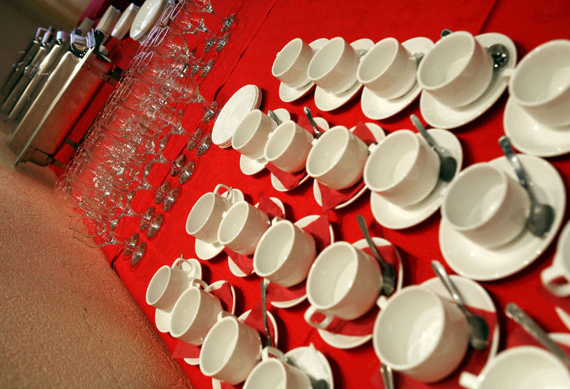 Best Eastern Hotel Gavan 13