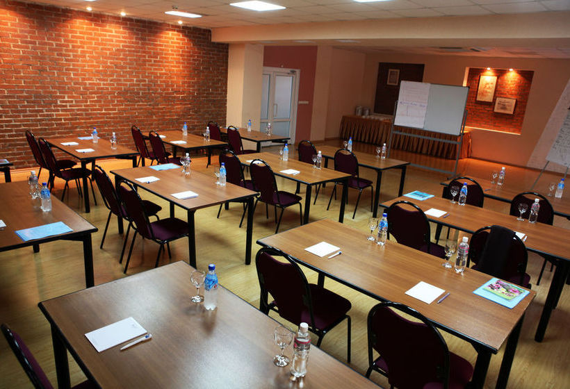 Best Eastern Hotel Gavan 16