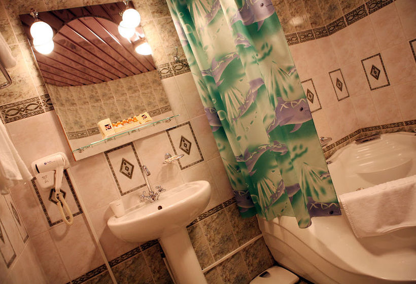 Best Eastern Hotel Gavan 18