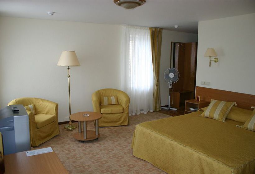 Amaks Safar Hotel Kazan 8