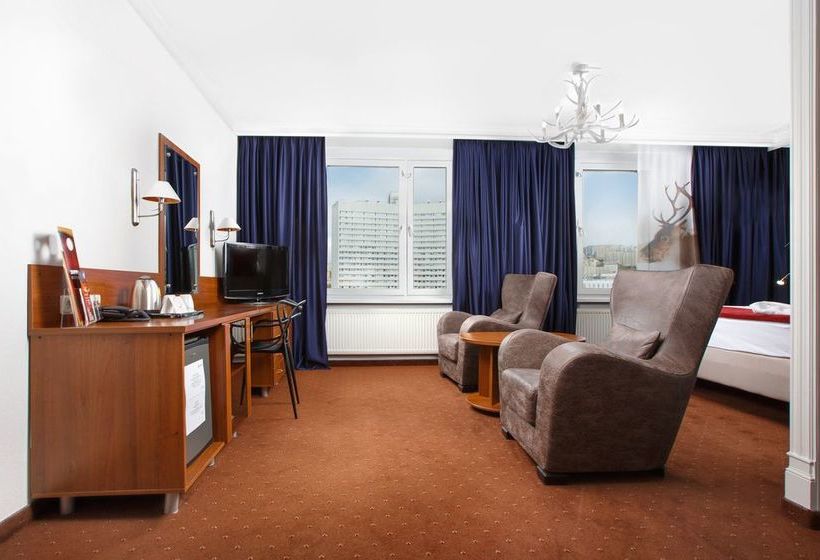 Hotel Meridian Murmansk 17