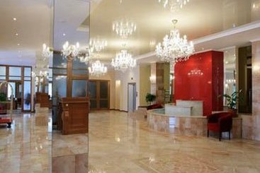 Hotel Oktyabrskaya 13