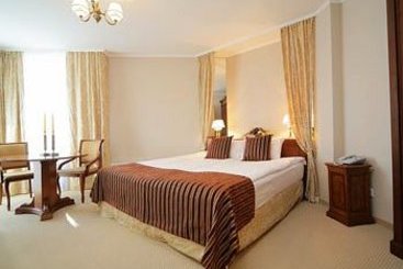 Hotel Oktyabrskaya 15