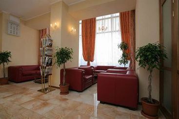 Hotel Oktyabrskaya 16