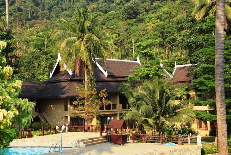 Hotel Bhumiyama Beach Resort 1