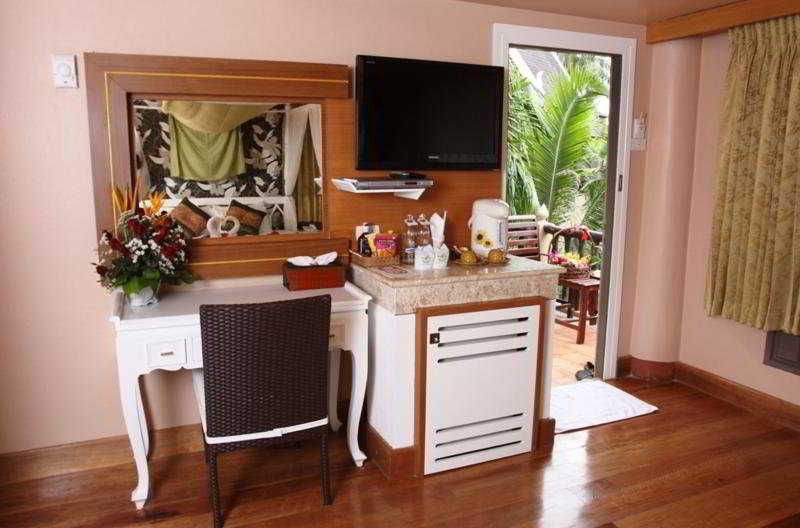 Hotel Bhumiyama Beach Resort 4