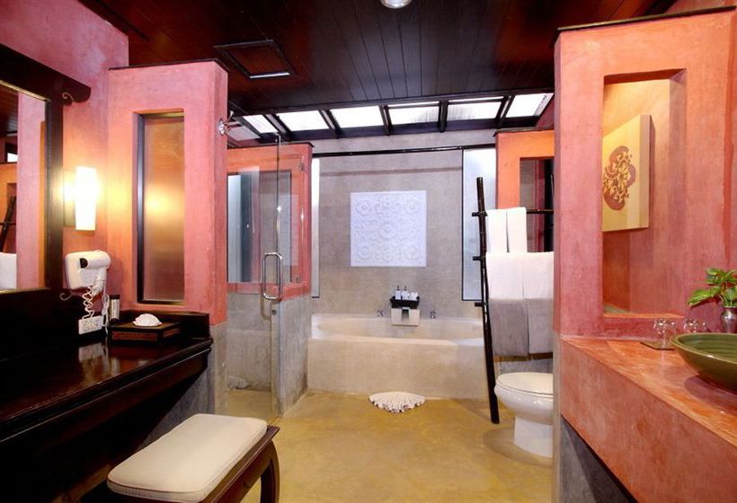 Hotel The Village Resort & Spa 15