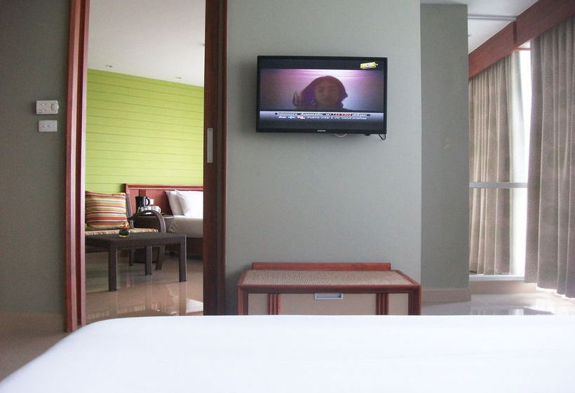 Long Beach Cha-Am Hotel 20