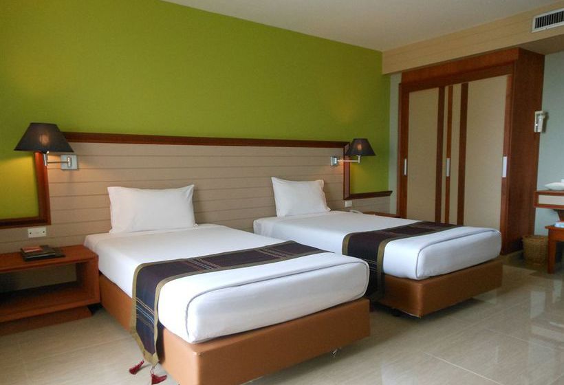 Long Beach Cha-Am Hotel 3