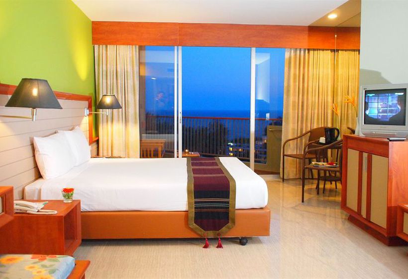 Long Beach Cha-Am Hotel 5