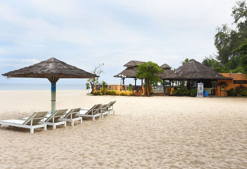 Hotel Beach Garden 5