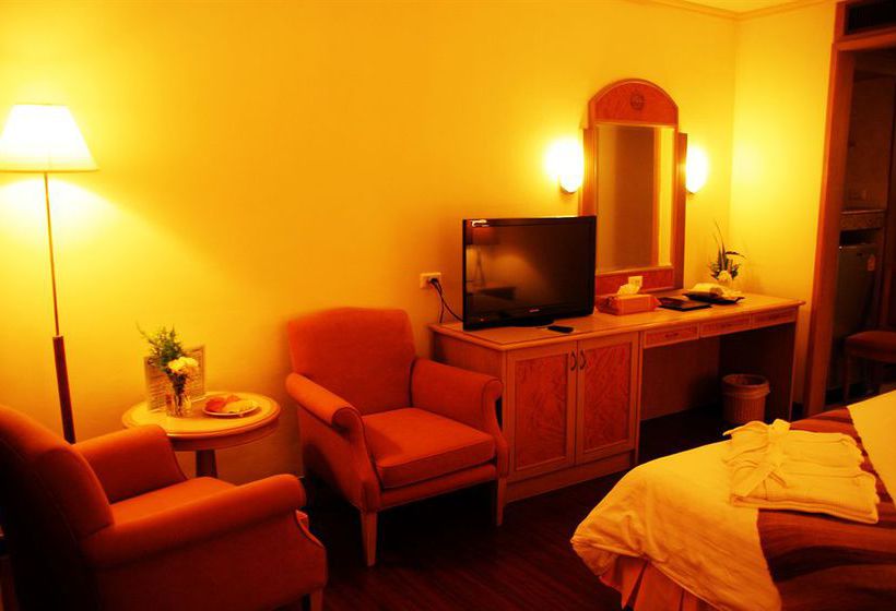 Hotel Grand Tower Inn Rama 6 2