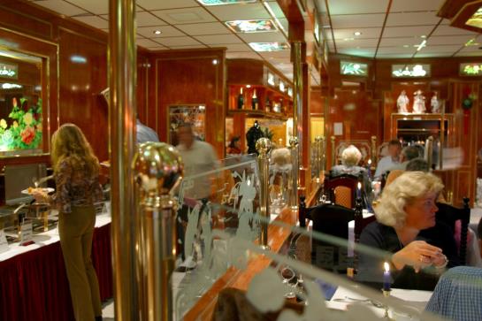 Hotel Airport Fashion 19