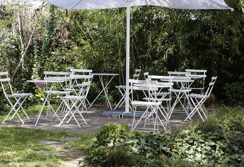 Hotel Airport By The New Yorker 1