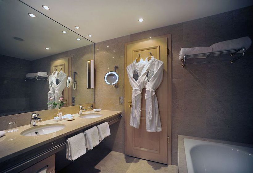 Hotel Bayrisches Haus 7