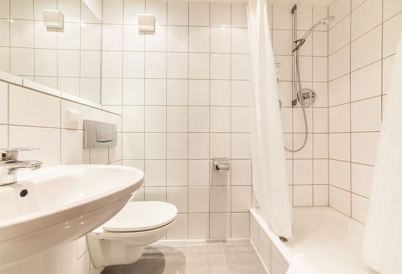 Novum Hotel Maxim Duesseldorf City 9