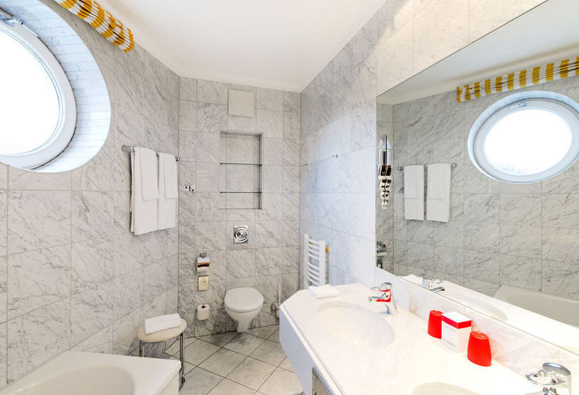 DORMERO Hotel Halle 12