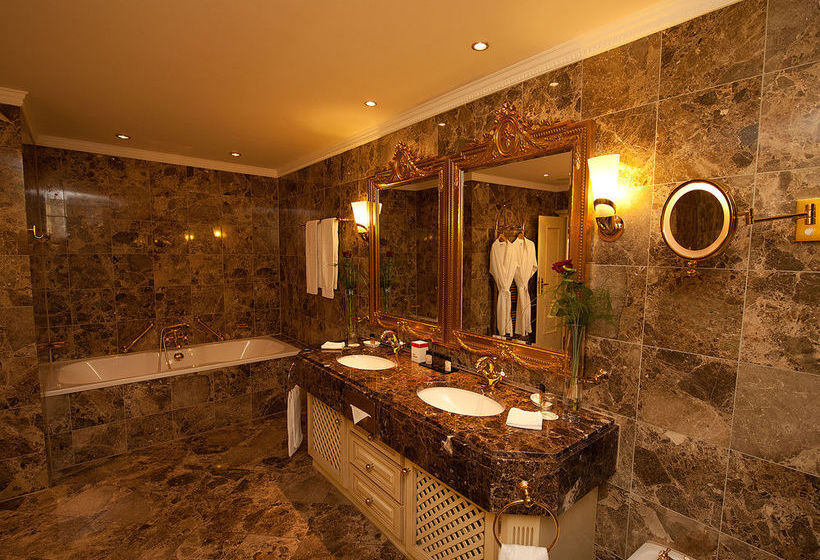 DORMERO Hotel Halle 14