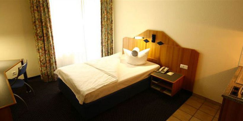 Grand City Hotel Residenz Pforzheim 15