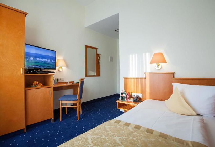 Hotel Best Western Ambassador 18