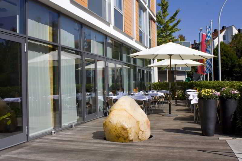 Corbin Feng Shui Business Hotel 10