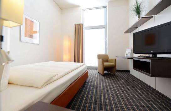 Hotel Im Gvz Ingolstadt 4