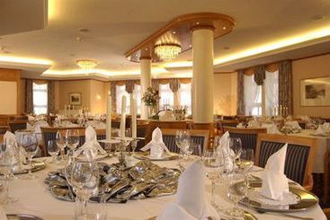 Ringhotel Weisser Hirsch 8