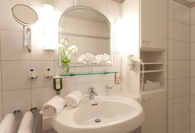 Quality Hotel Koenigshof 12