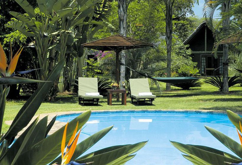 Hotel Hippo Hollow 1