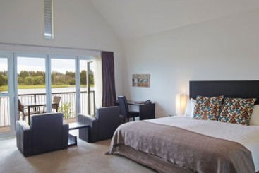 Hotel Outrigger At Clearwater Resort. 2