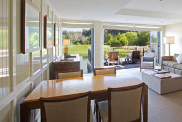 Hotel Outrigger At Clearwater Resort. 5