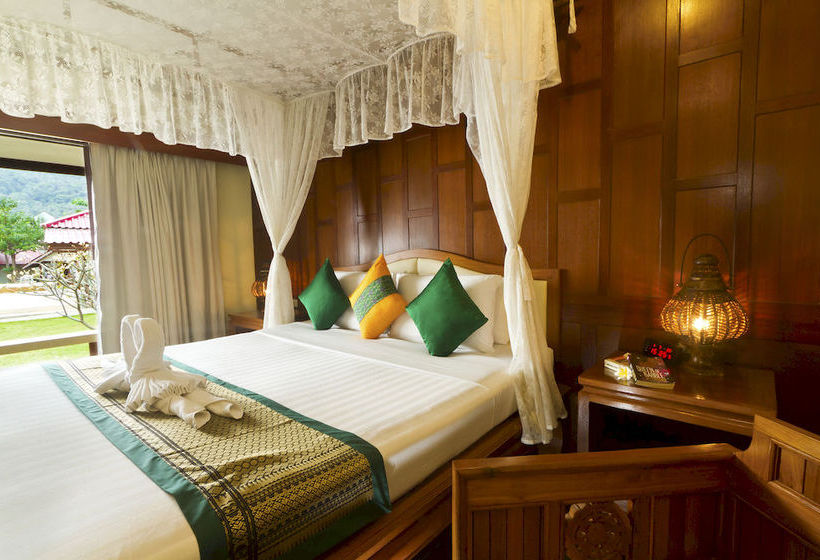 Hotel Buri Beach Resort 5