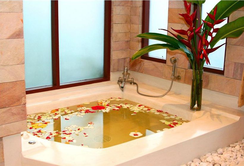 Banburee Resort & Spa 13