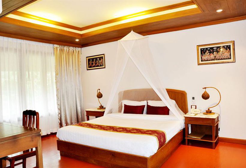 Hotel Phi Phi Natural Resort 10