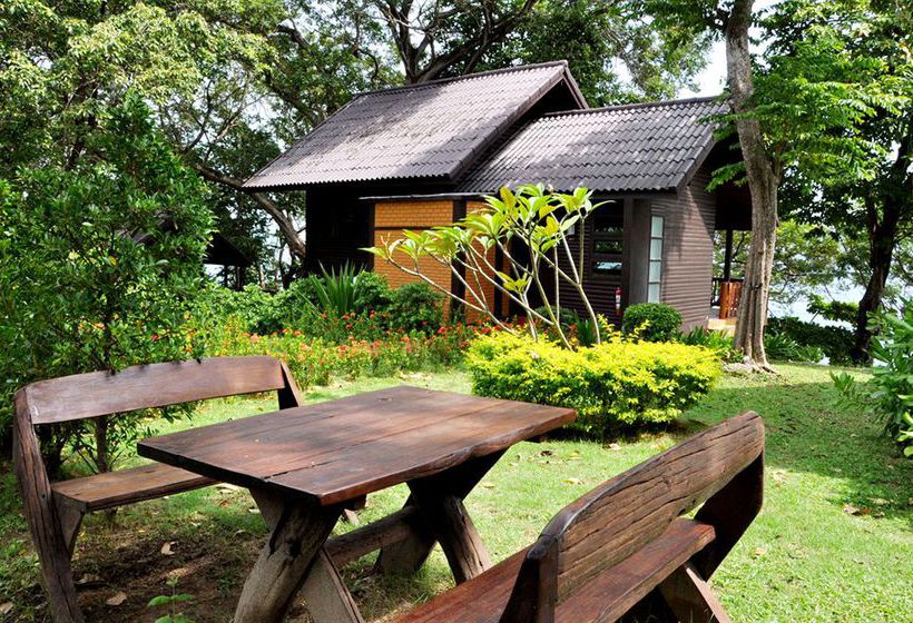 Hotel Phi Phi Natural Resort 9