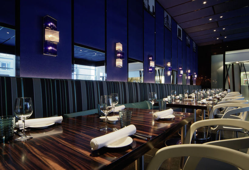 Radisson Blu Hotel Frankfurt 10