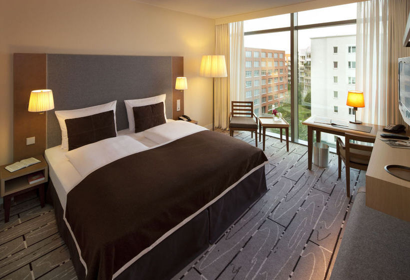 Radisson Blu Hotel Frankfurt 11