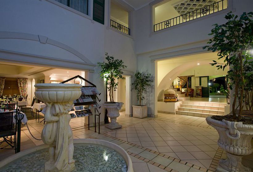 Hotel Courtyard Eastgate 11