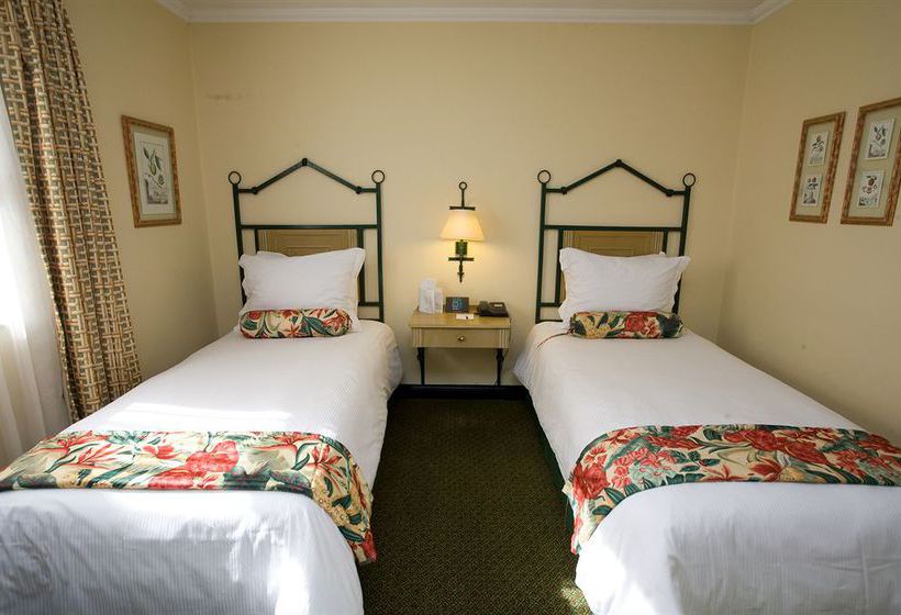 Hotel Courtyard Eastgate 19