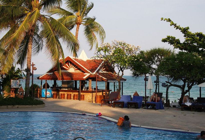 Chaweng Buri Resort & Spa 1