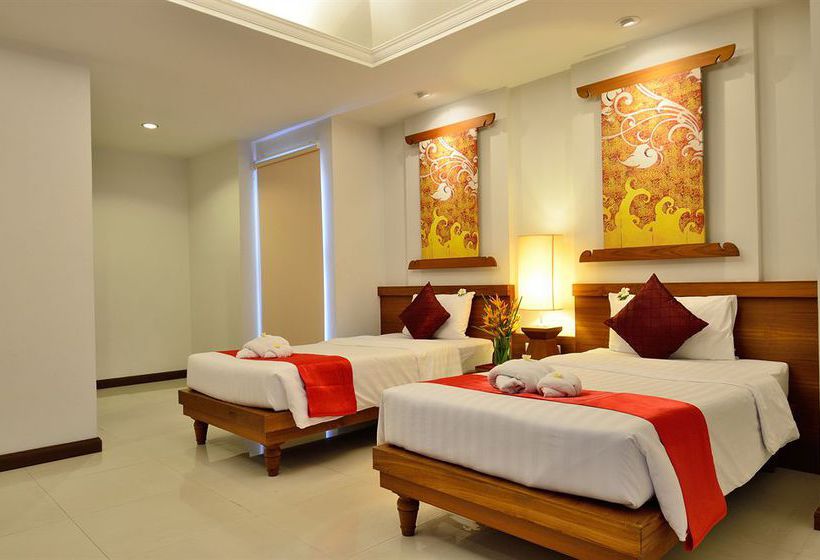 Hotel First Bungalow Beach Resort 18