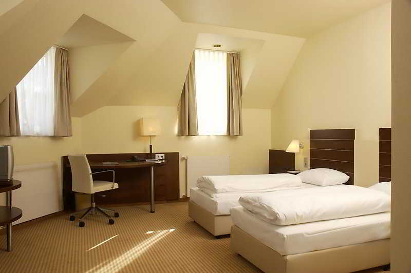 Hotel Achat Premium City-Wiesbaden 2