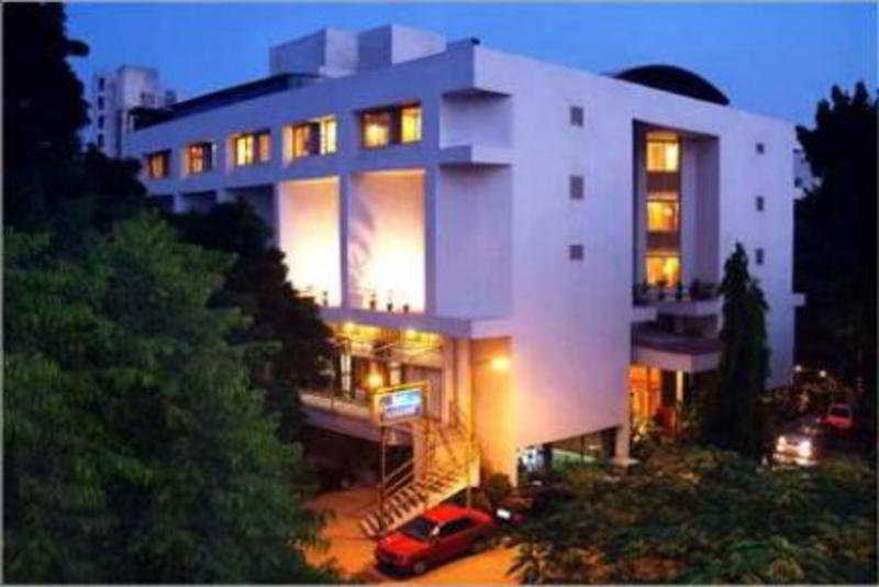 Hotel Comfort Inn President 13