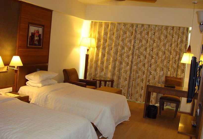 Hotel Comfort Inn President 6