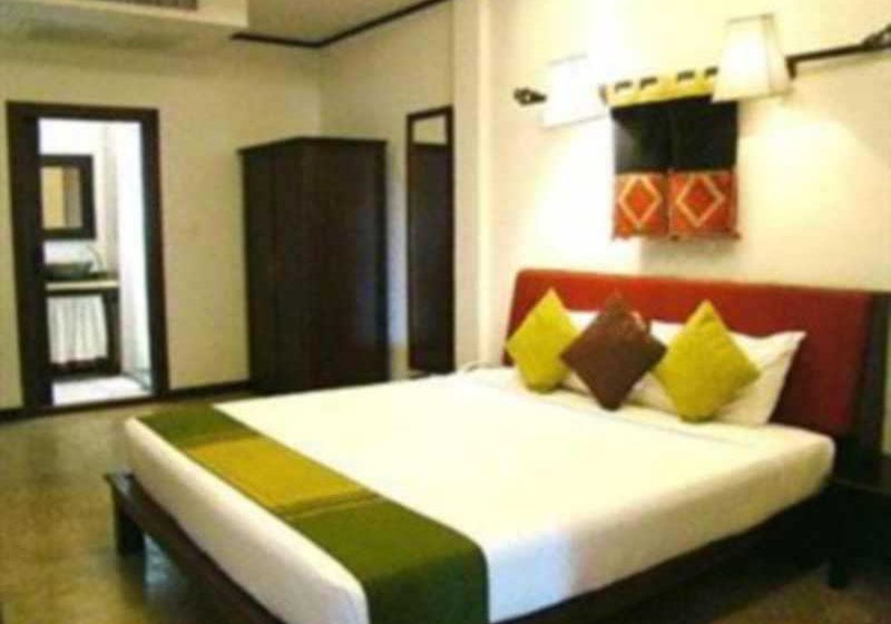 Hotel Ananda Museum Gallery 1