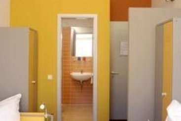 Hotel Meininger City Tempelhofer 5