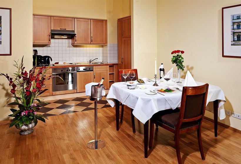 Hotel Louisa's Place 17